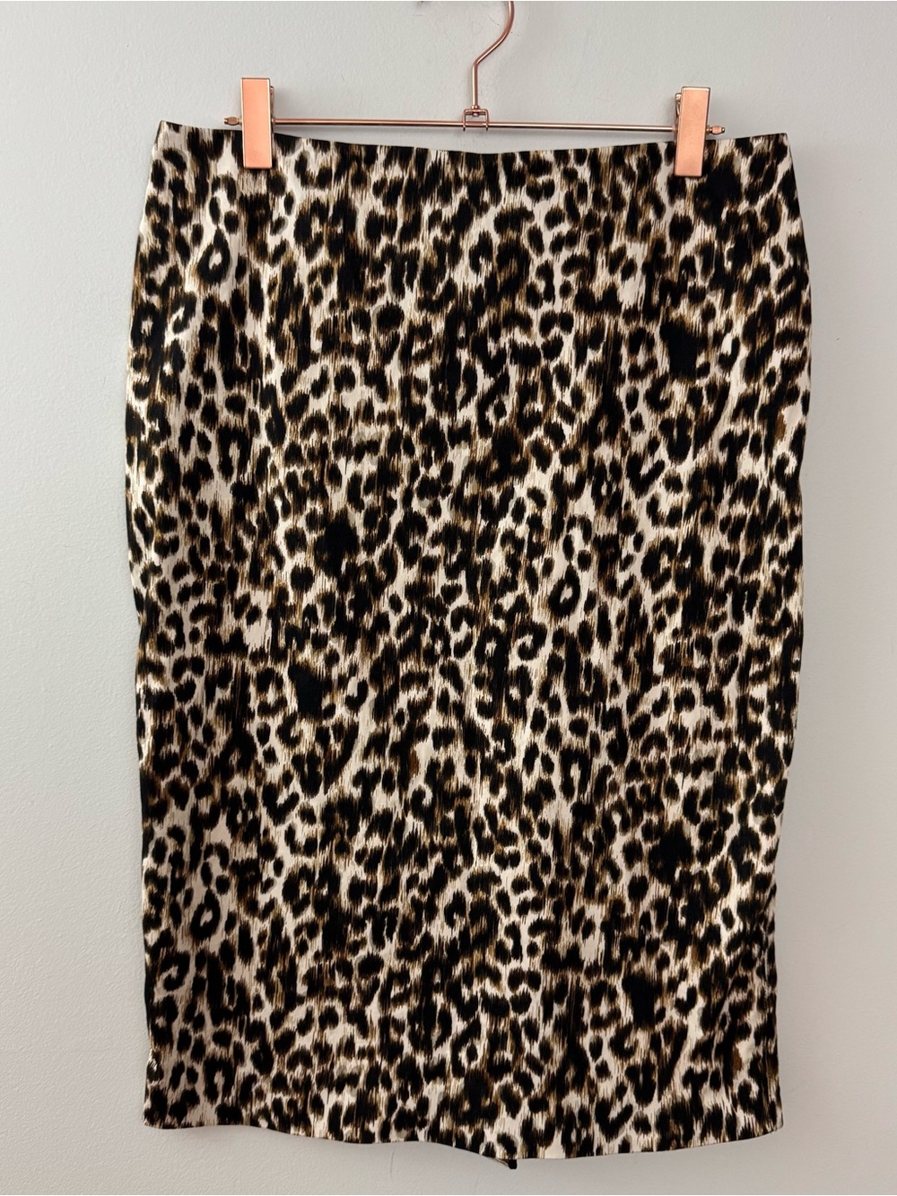 SoCa St. John Leopard Print Pencil Skirt Size 6